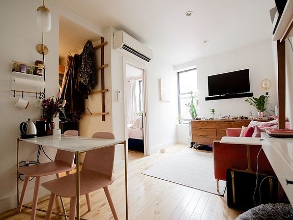 2nd image of 58 Kenmare St APT 2