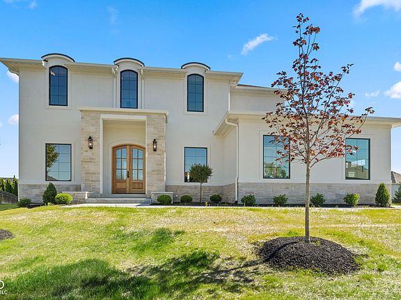 3rd image of 5336 Ashby Ct