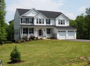 541 Jenkins Hill Rd, Charles Town, WV 25414