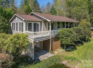 55 Roundtop Rd, Waynesville, NC 28785
