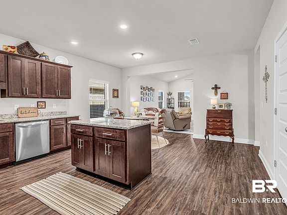 5th image of 9577 Volterra Ave