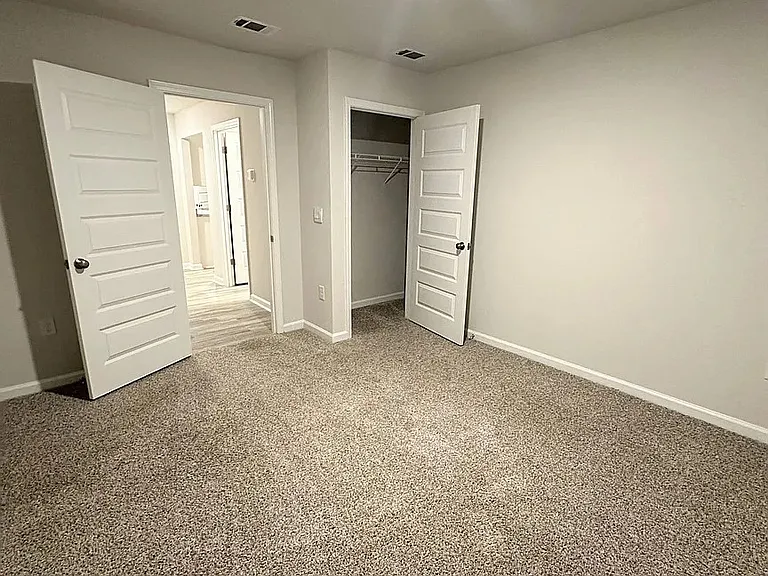 5240 Peach Dr — Photo 20
