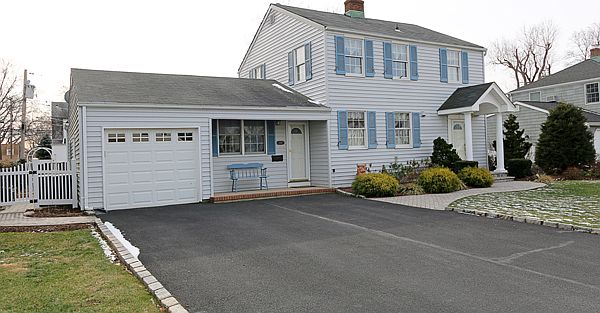 1st image of 114 Harvard St