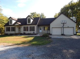 1247 N Pricetown Rd, Diamond, OH 44412