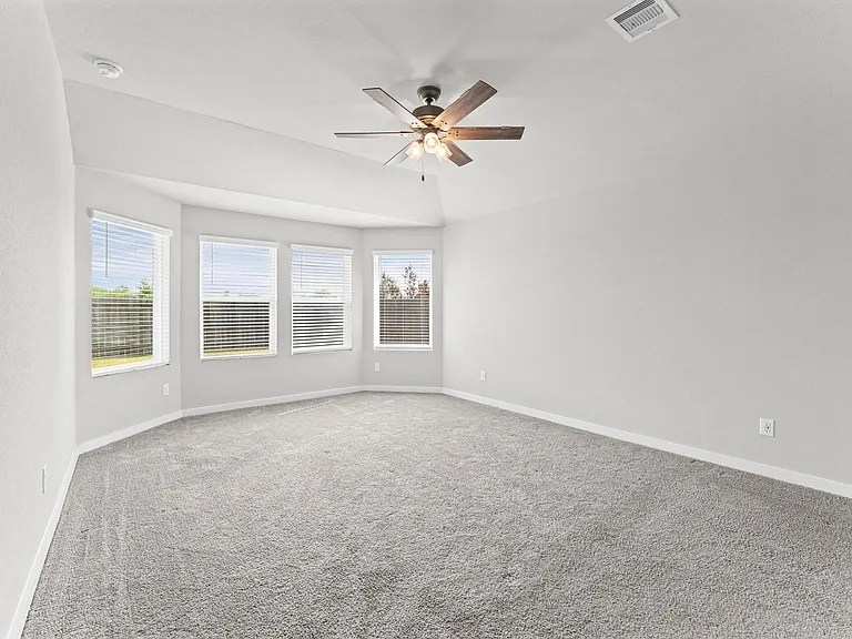 10520 Deussen Ln — Photo 13