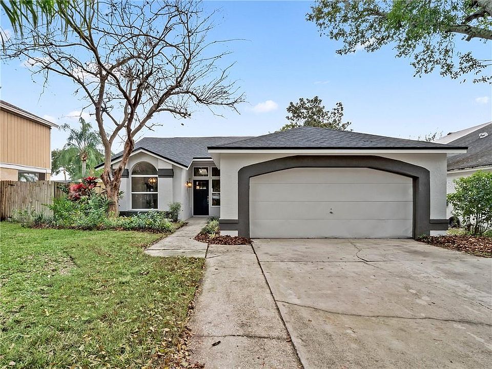 1st image of 905 Hyacinth Cove Ct