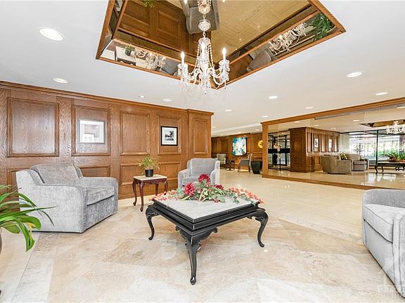 2nd image of 530 Laurier Ave W #707