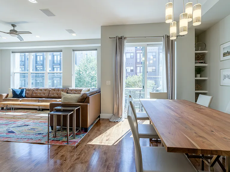2nd Level Dining/Living