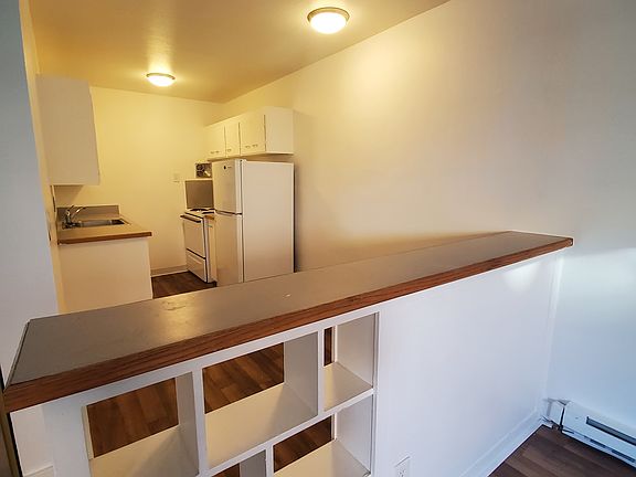4th image of 801 E Harrison St APT 405