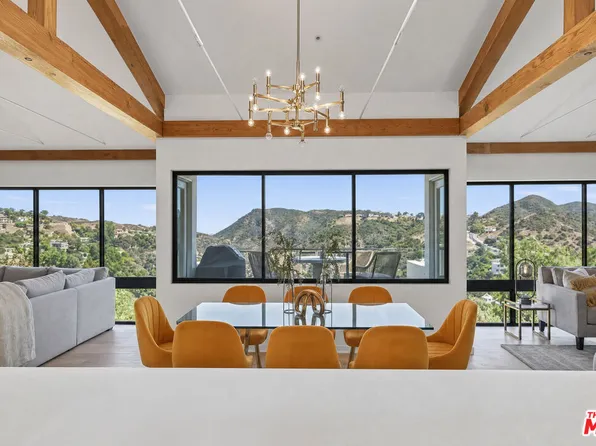 14 Stallion Rd, Bell Canyon, CA 91307