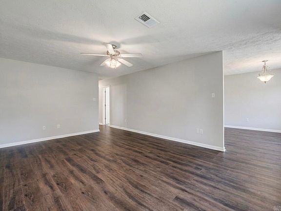 4th image of 524 2nd St