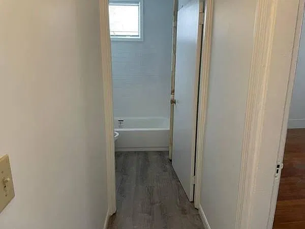 Studio, 550 sqft, $2,200 — Photo 1