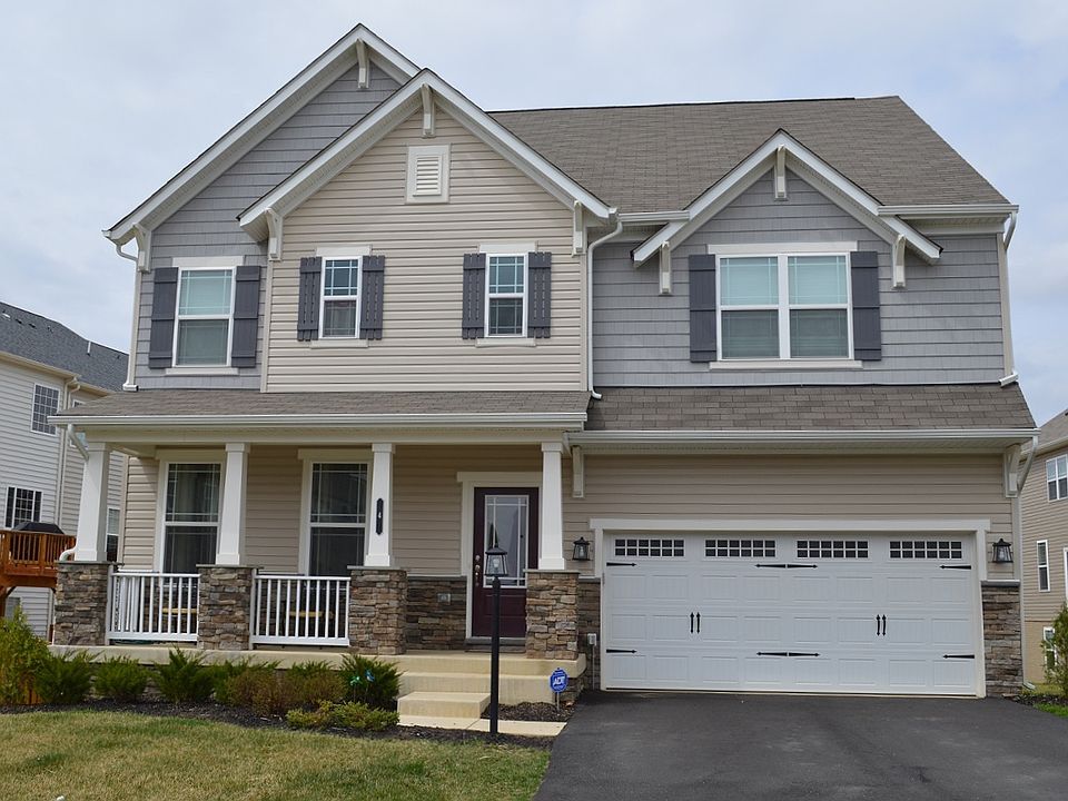 1st image of 4 Augustine Dr