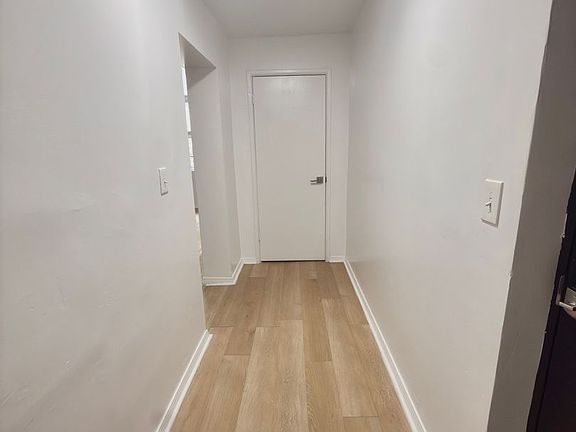 2nd image of 139 E Clifton Ave #302