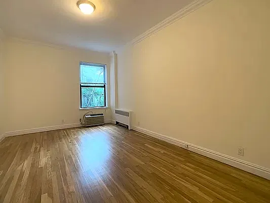 Rented by Compass | media 2
