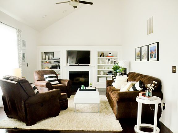 4th image of 9970 Mardi Gras Way