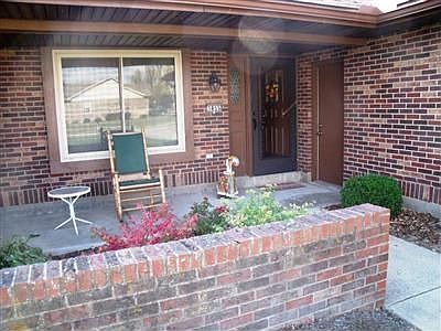 4th image of 3855 Butterfield Dr