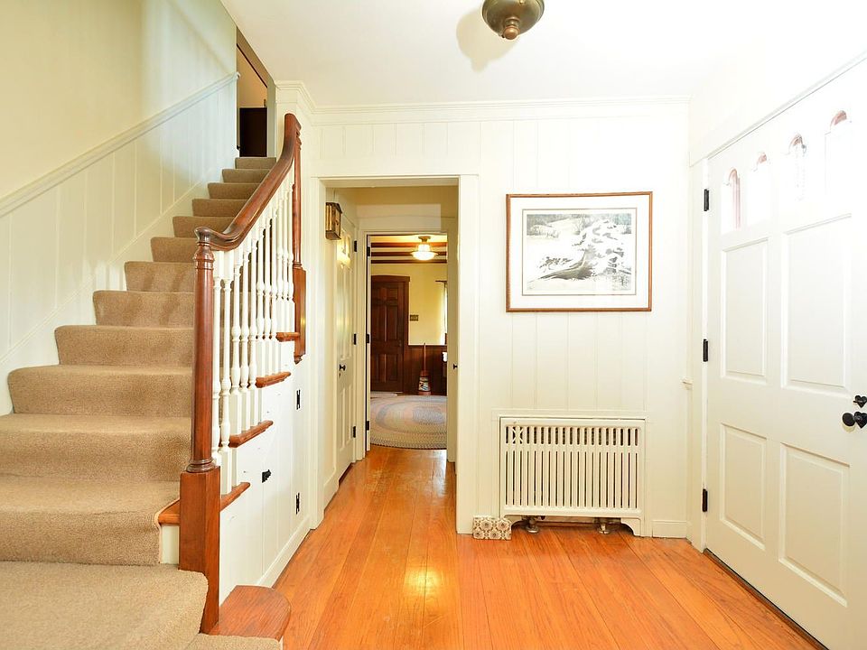 2nd image of 443 W Philadelphia Ave