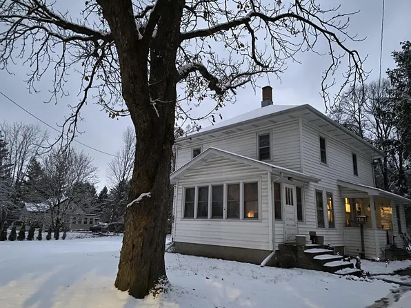 110 Madison AVENUE, Cascade, WI 53011