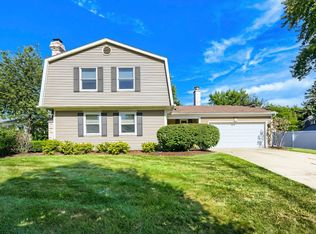 4511 Crab Orchard Dr, Hoffman Estates, IL 60192