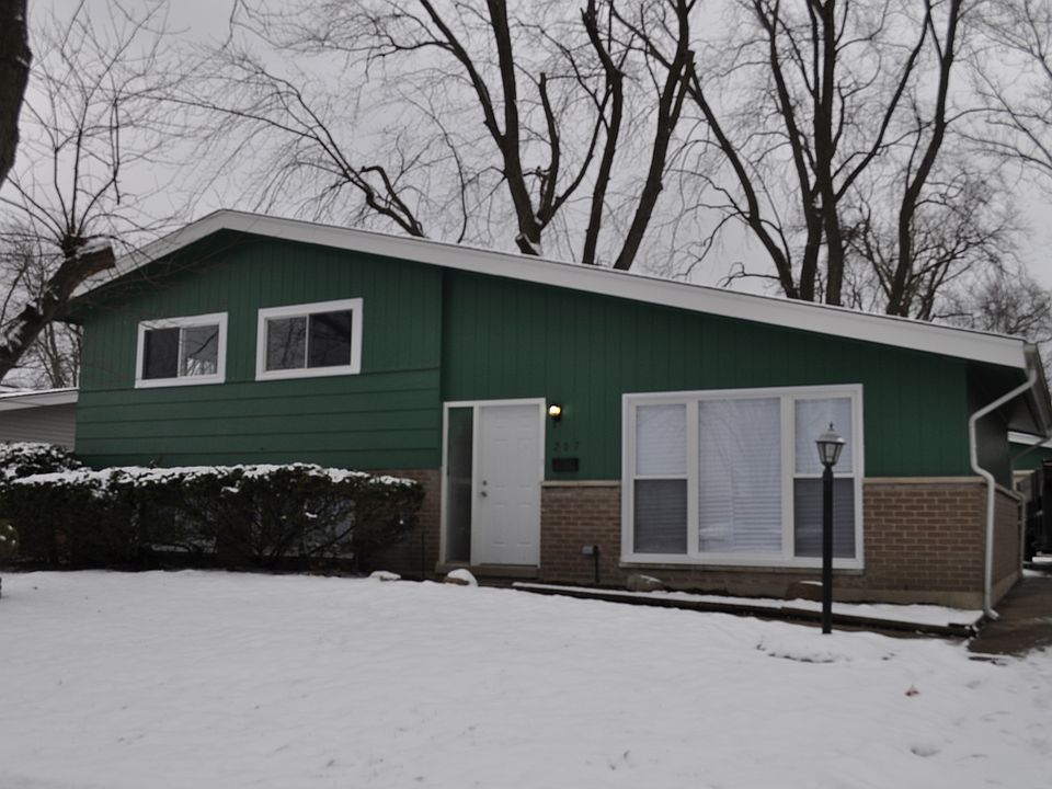 1st image of 207 Illinois St