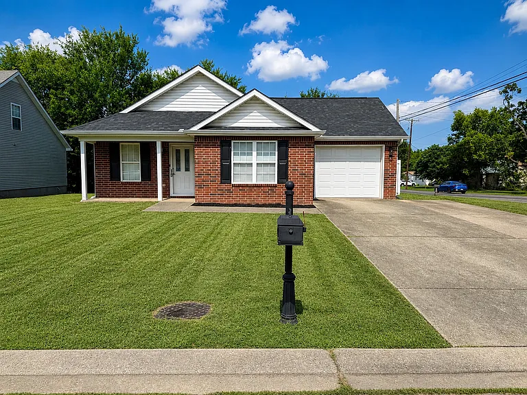 3002 Tuckers Pl — Photo 2