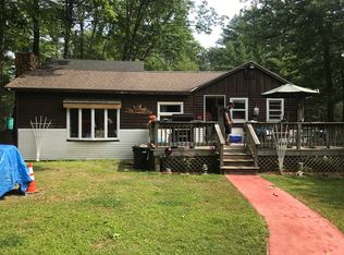 145 Maplewood Dr, Naples, ME 04055