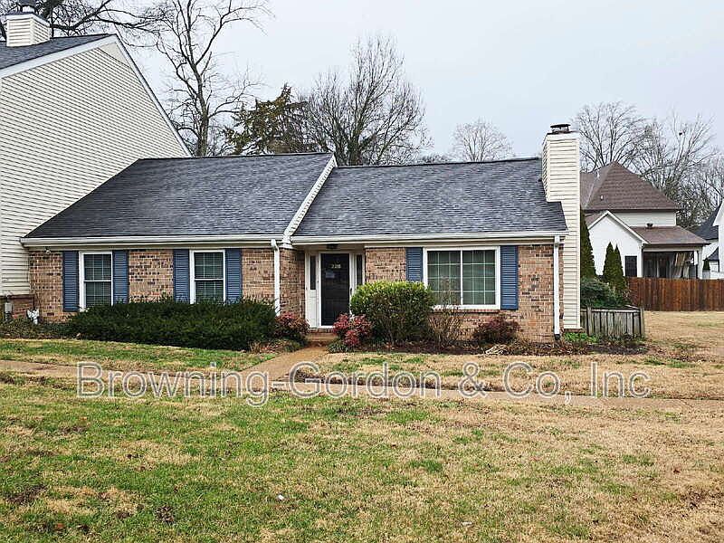 1st image of 228 Brattlesboro Pl