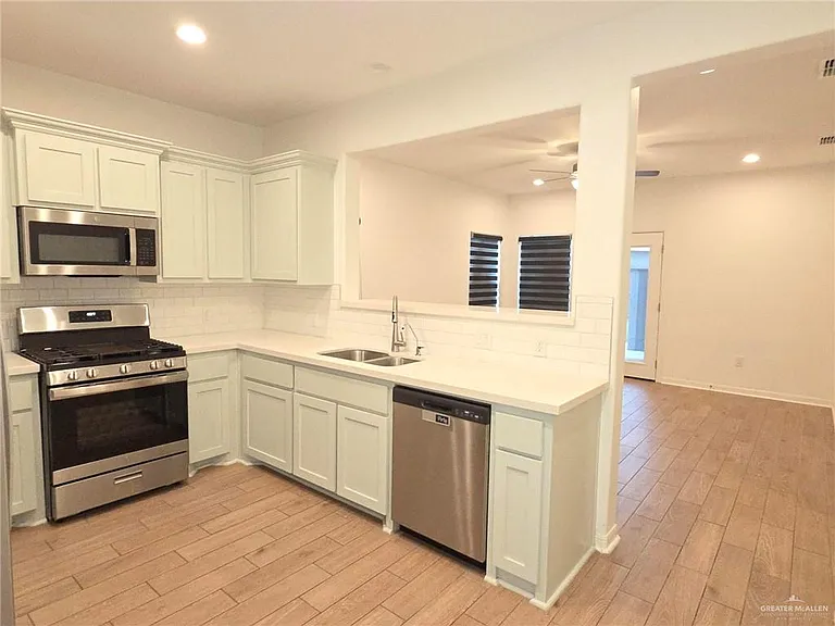 906 S Tecate Dr — Photo 9