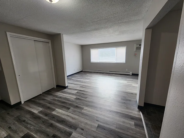59 E Clark St #12 — Photo 3