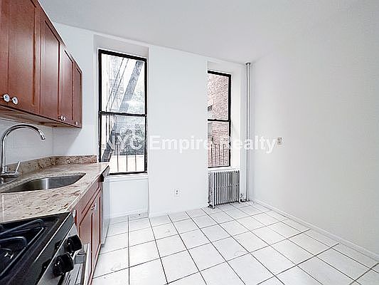 1st image of 692 9th Ave APT 4B