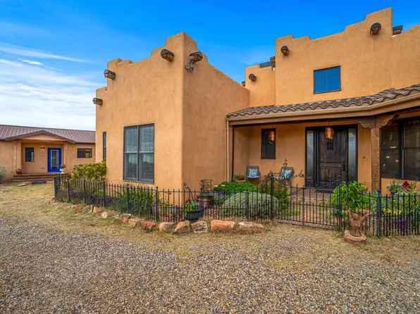 13 Vereda Corta, Santa Fe, NM 87507
