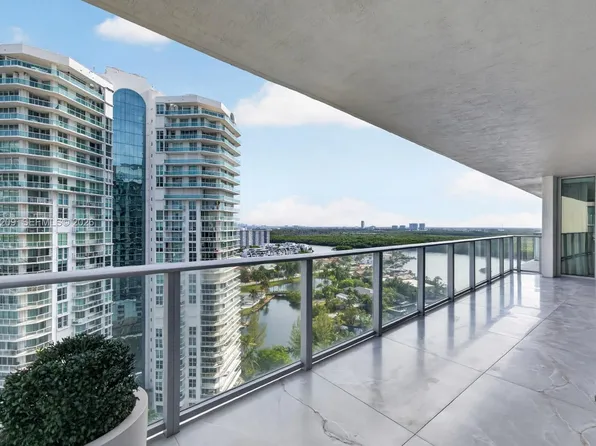 (undisclosed Address), North Miami Beach, FL 33160