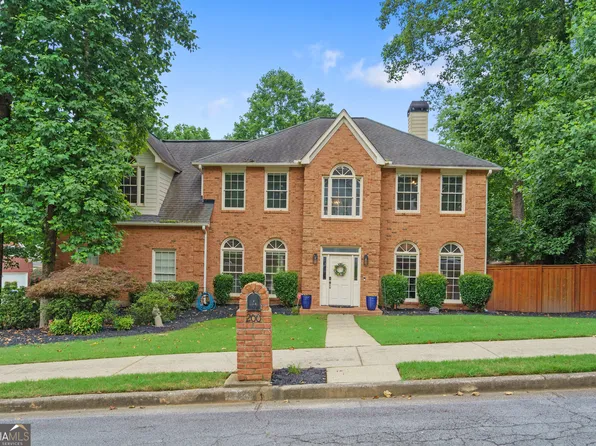 200 Creek Run Ct, Alpharetta, GA 30005