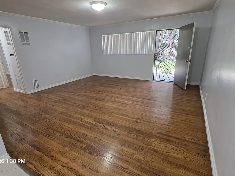 1104 N Monterey St #B — Photo 15