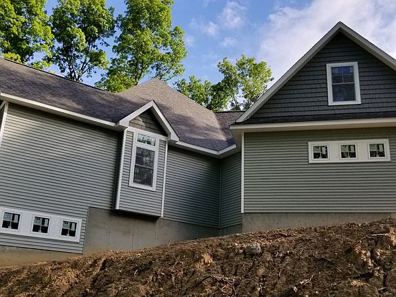 4th image of 877 Cody Dr