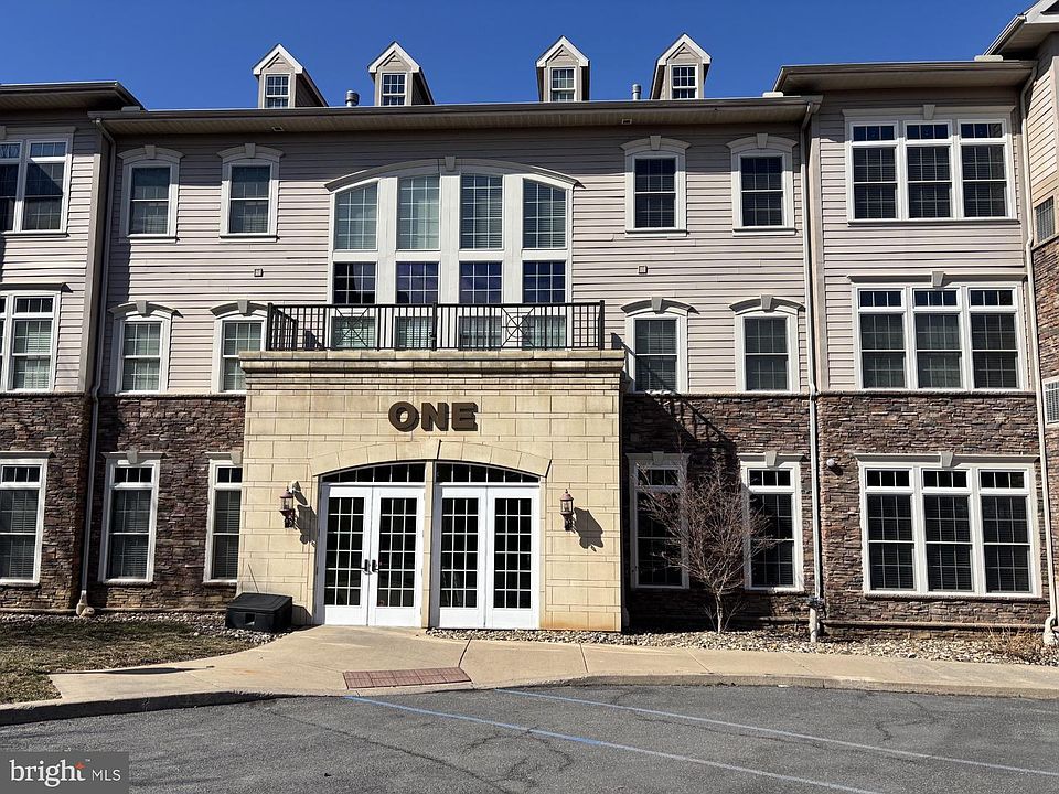 1st image of 100 Jefferson Ave Ste 117