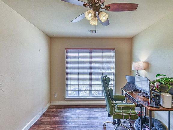 5th image of 5001 SW 123rd St