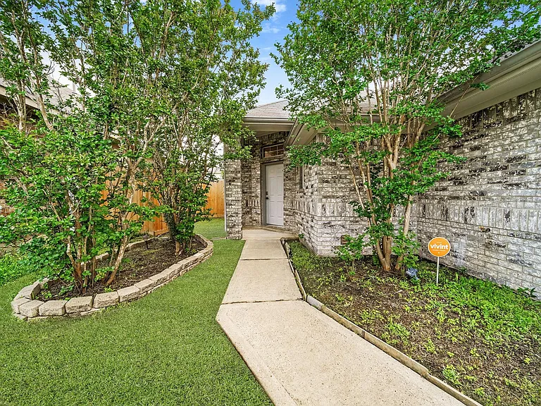 18436 Sunrise Pines Dr — Photo 5