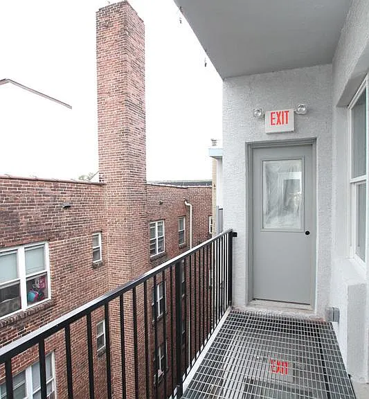 400 S 45th St #4C — Photo 13