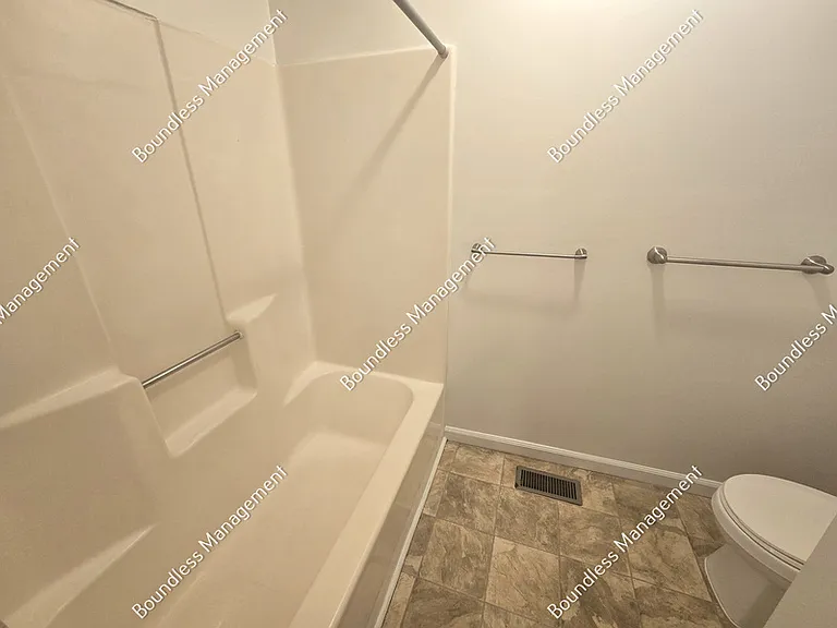 3172 Carmel Dr — Photo 11