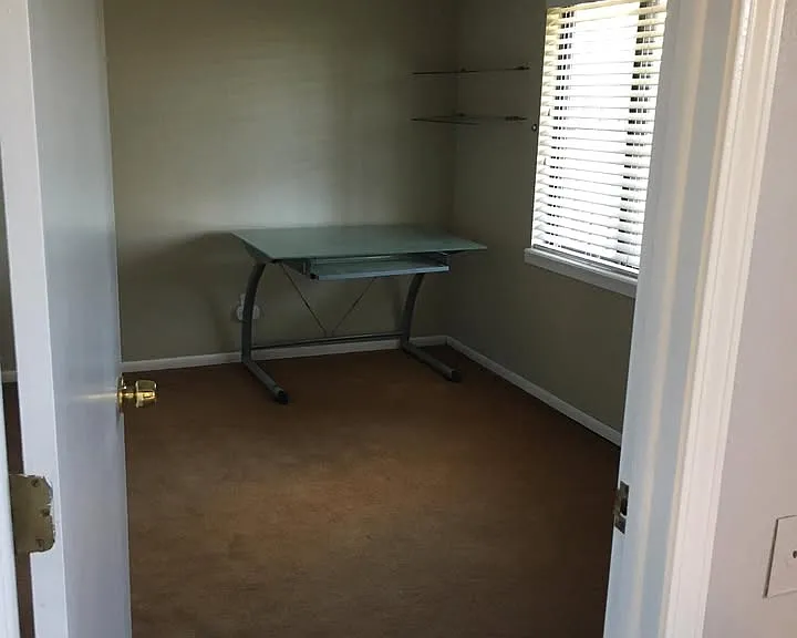 908 Homestake Dr — Photo 8