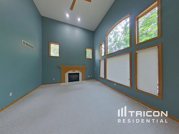 2nd image of 2520 Christian Dr