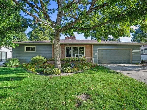 1207 Loch Mount Dr, Loveland, CO 80537
