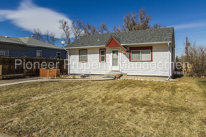 1st image of 1375 W Exposition Ave