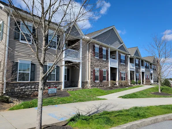 619 Thornberry Ln APT 108, Lititz, PA 17543