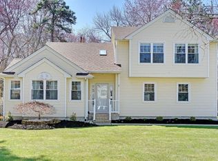 15 Mimosa Ct, Jackson, NJ