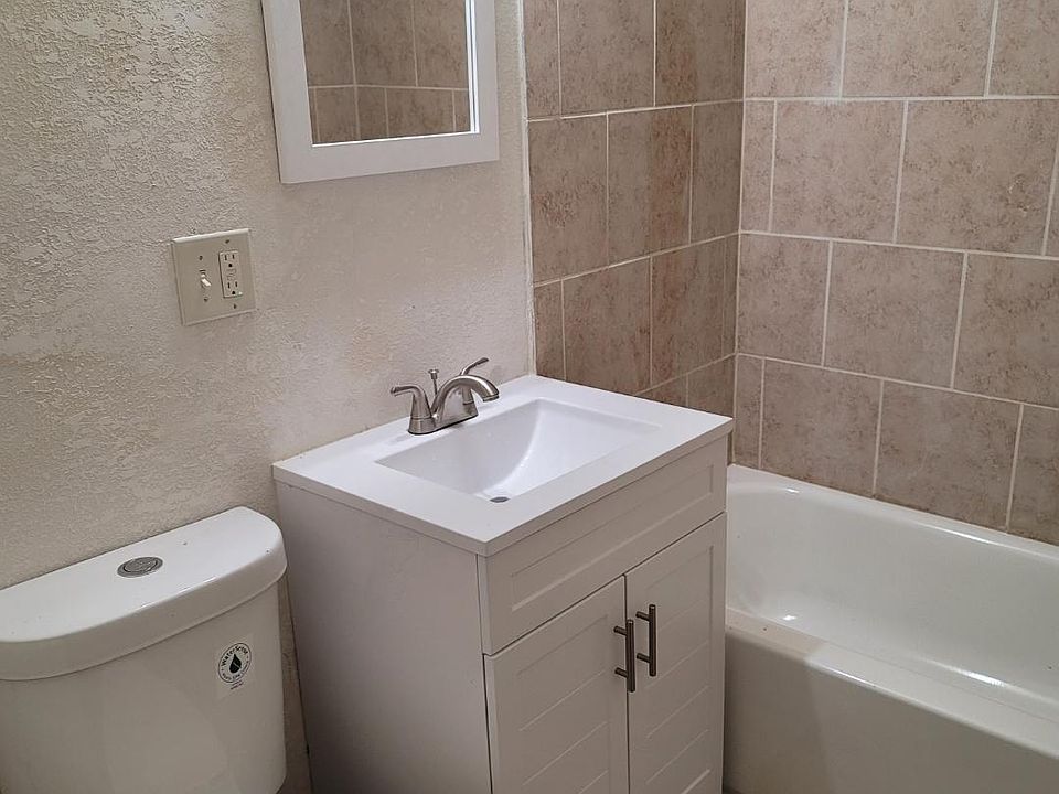 2nd image of 5623 College Ave