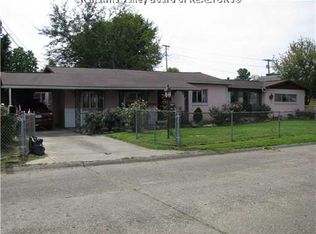 2309 McKinley Ave, Saint Albans, WV 25177