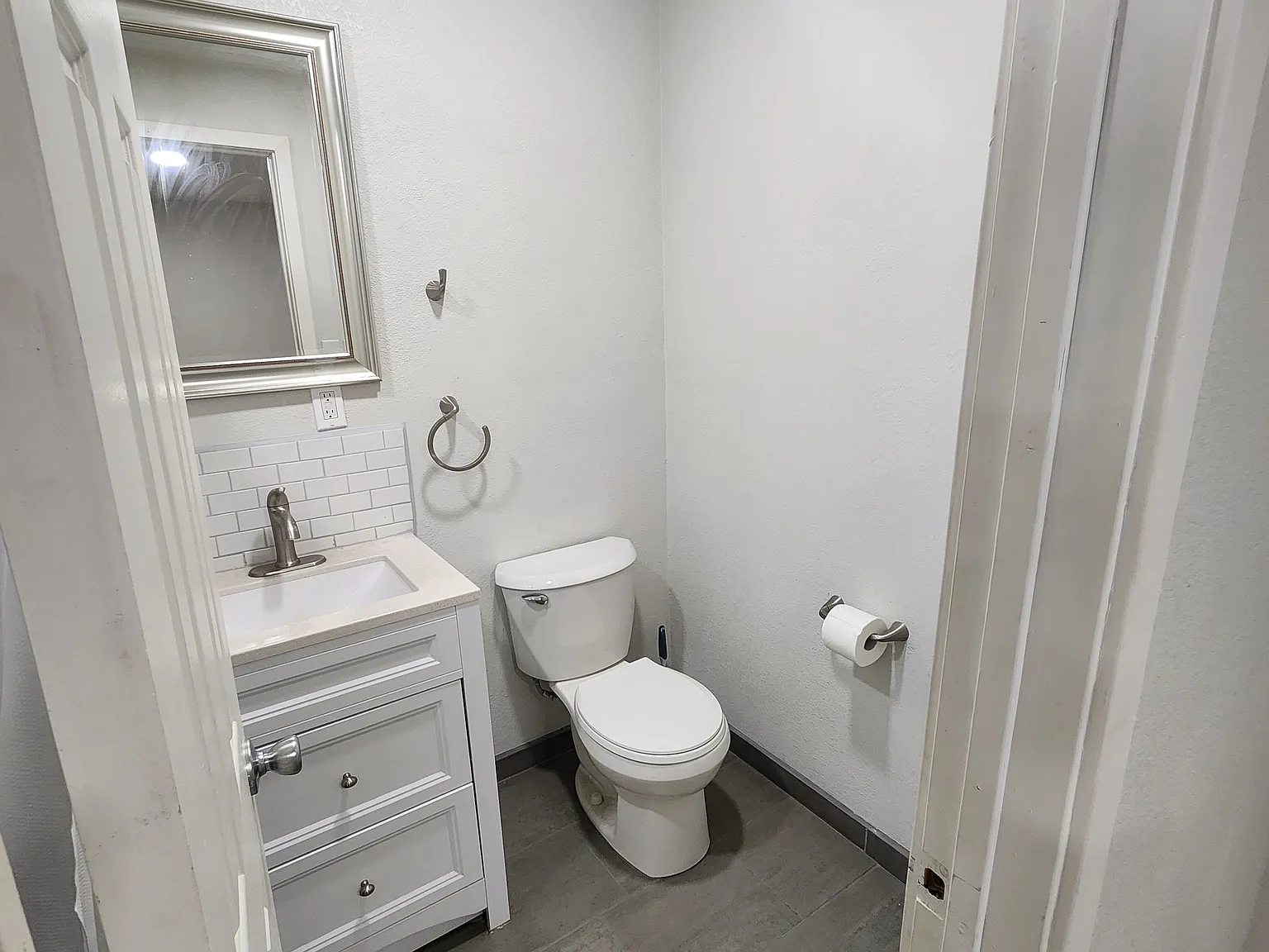 8236 Beech Ave — Photo 2